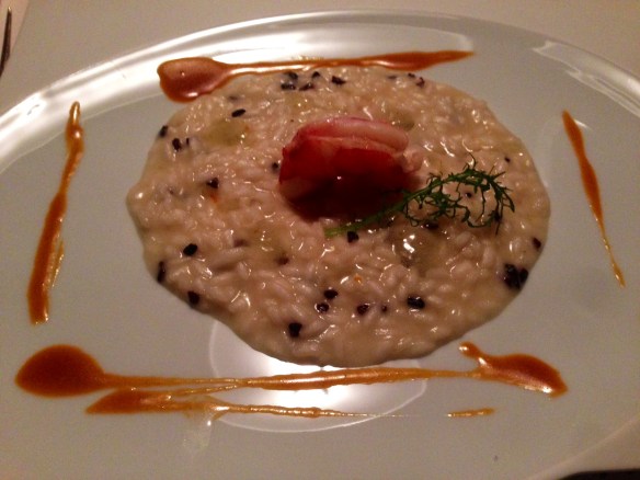 Risotto con lime, fave di cacao, peperoncino e gamberoni "carabineros"